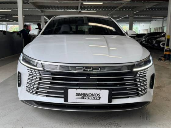 BYD KING 1.5 DM-I PHEV GS AUTOMÁTICO BYD KING 1.5 DM-I PHEV GS AUTOMÁTICO